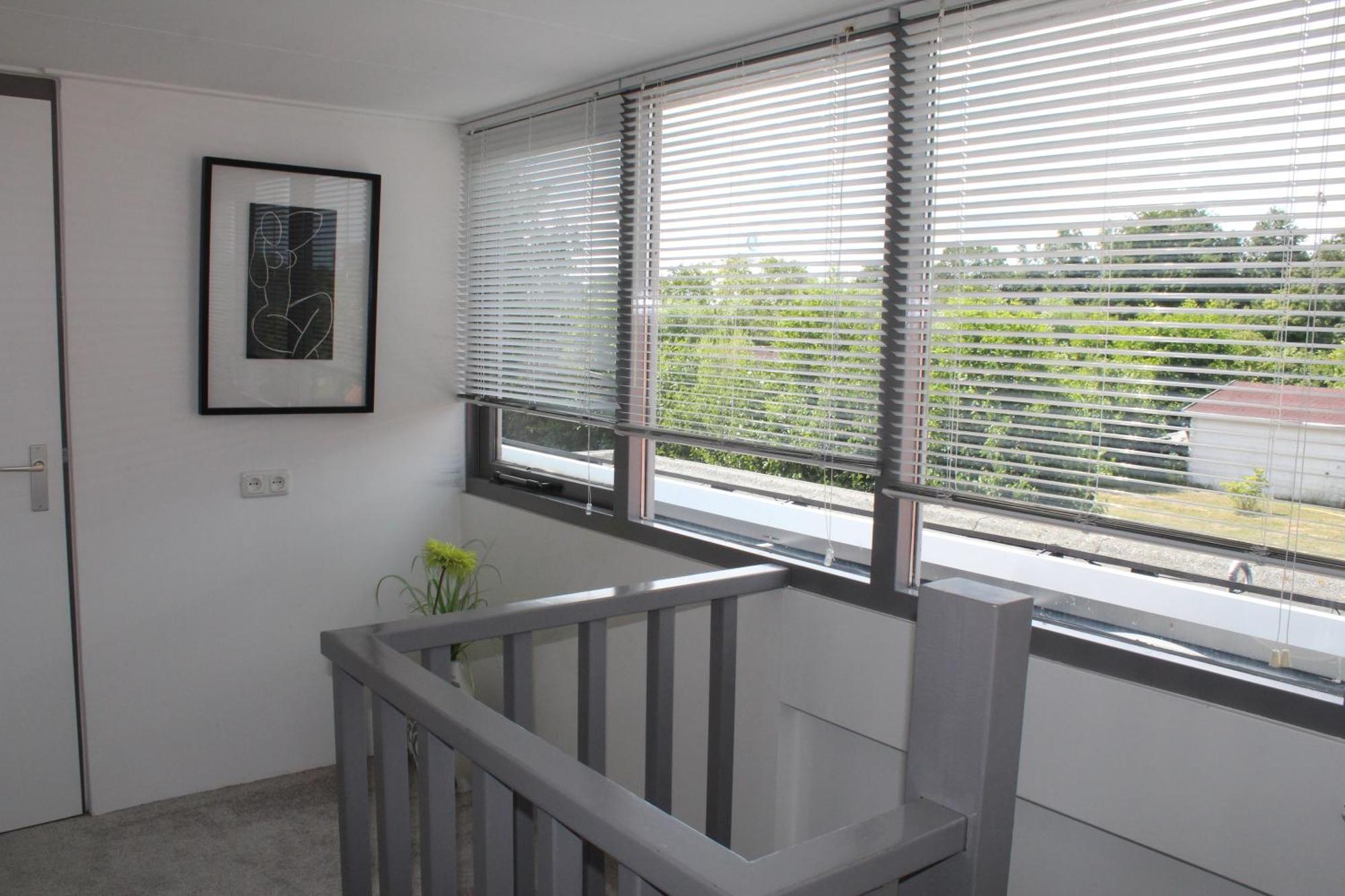 Vrijstaande Ruime Familiewoning Landelijk Gelegen Villa Lewedorp Bagian luar foto
