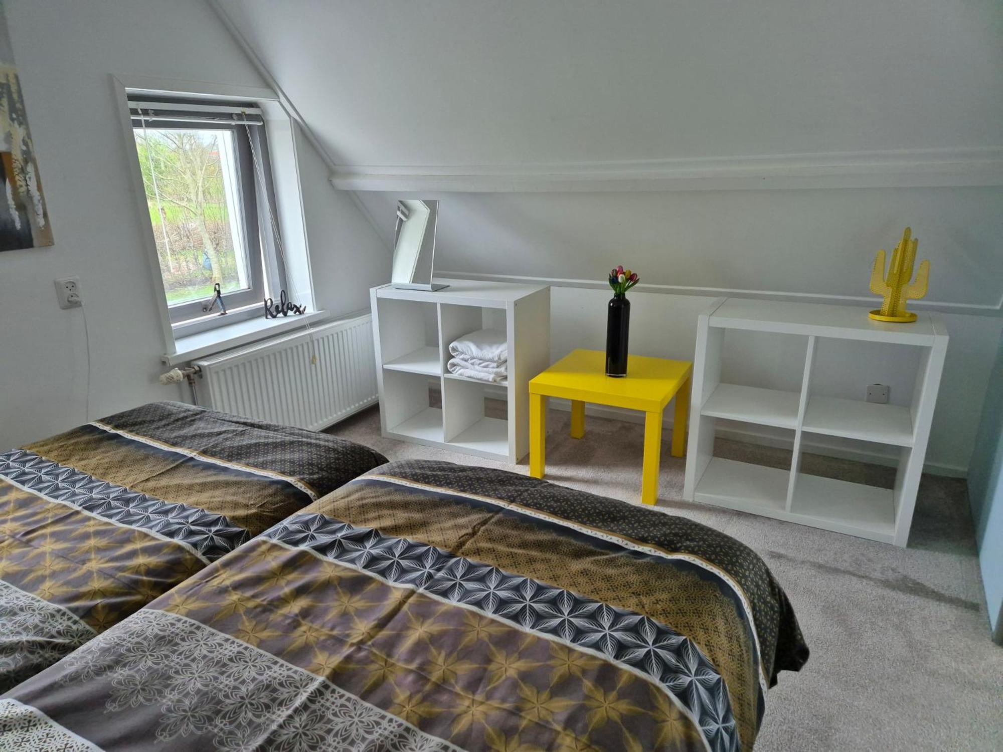 Vrijstaande Ruime Familiewoning Landelijk Gelegen Villa Lewedorp Bagian luar foto