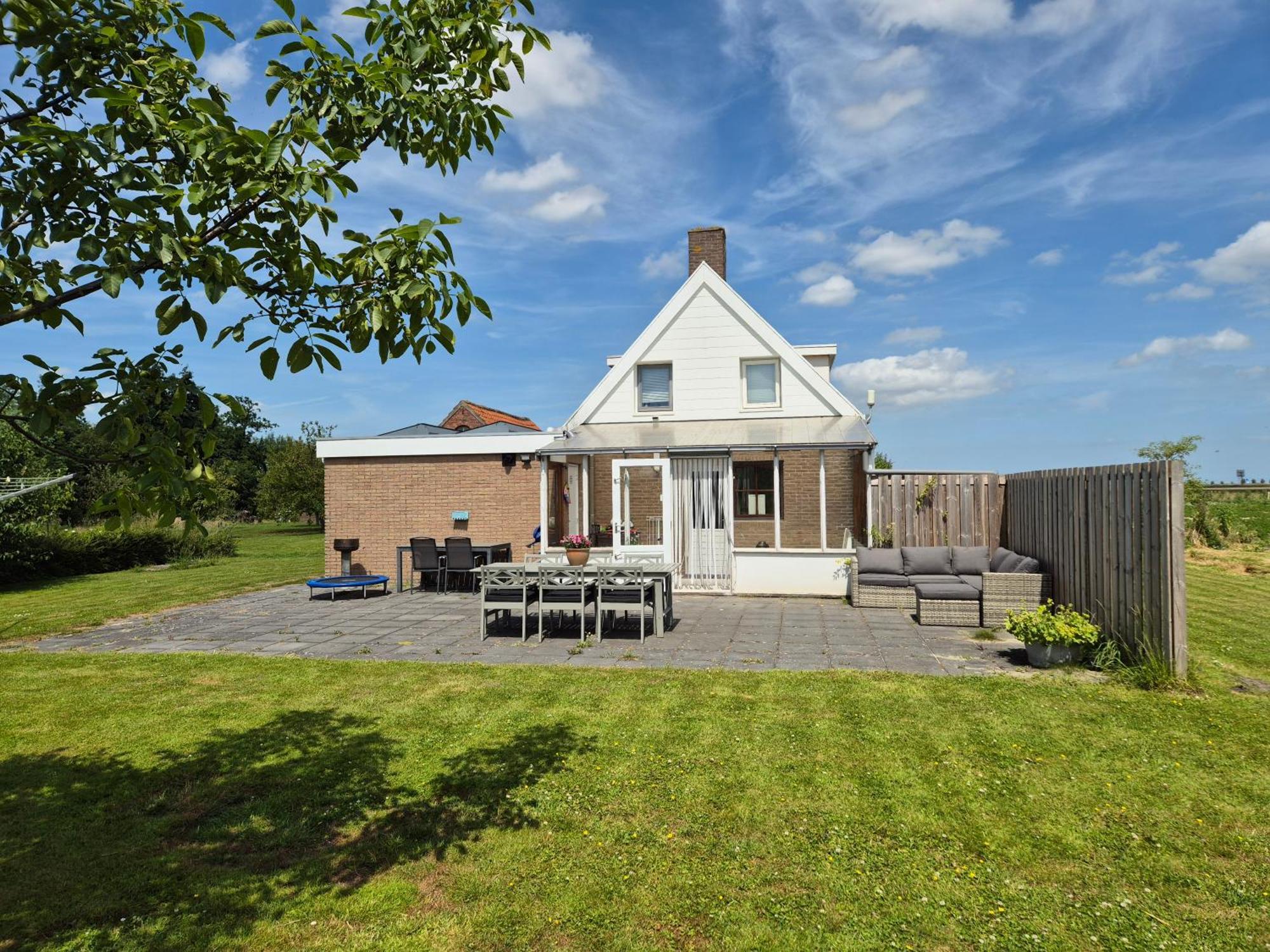 Vrijstaande Ruime Familiewoning Landelijk Gelegen Villa Lewedorp Bagian luar foto